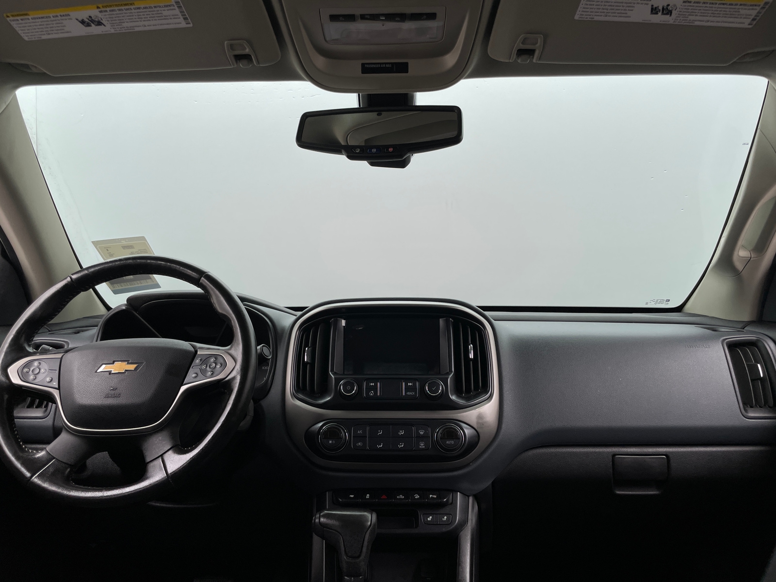 Thumbnail: 2020 Chevrolet Colorado - 3