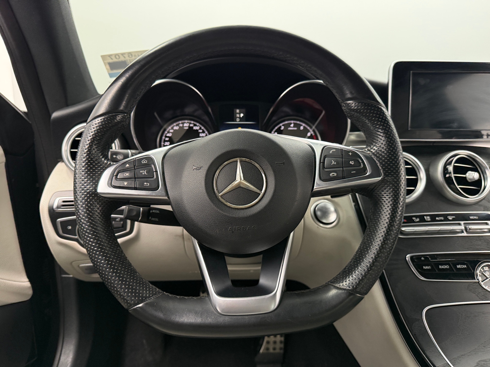 Thumbnail: 2018 Mercedes-Benz C-Class - 3