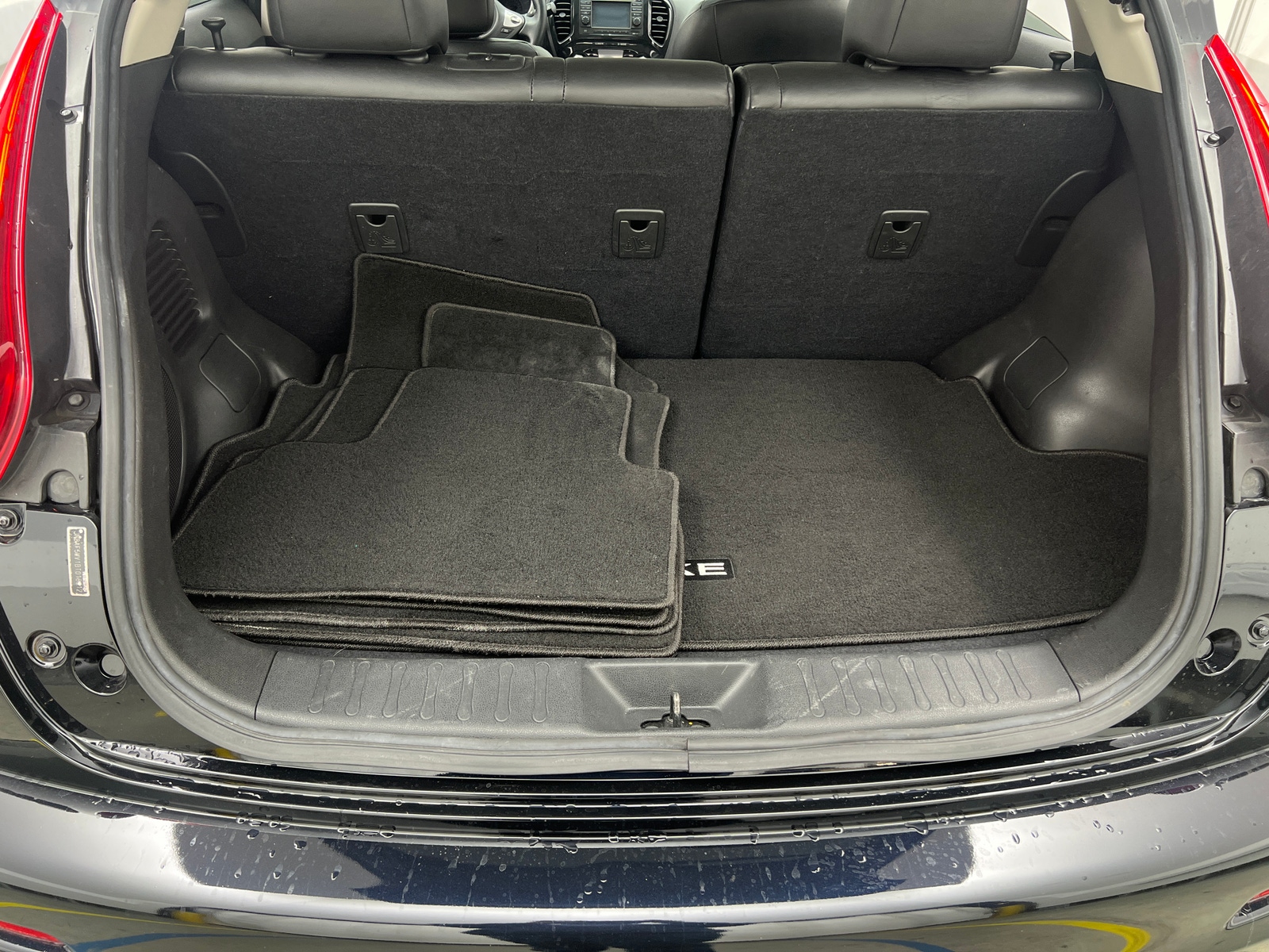 Thumbnail: 2011 Nissan Juke - 6