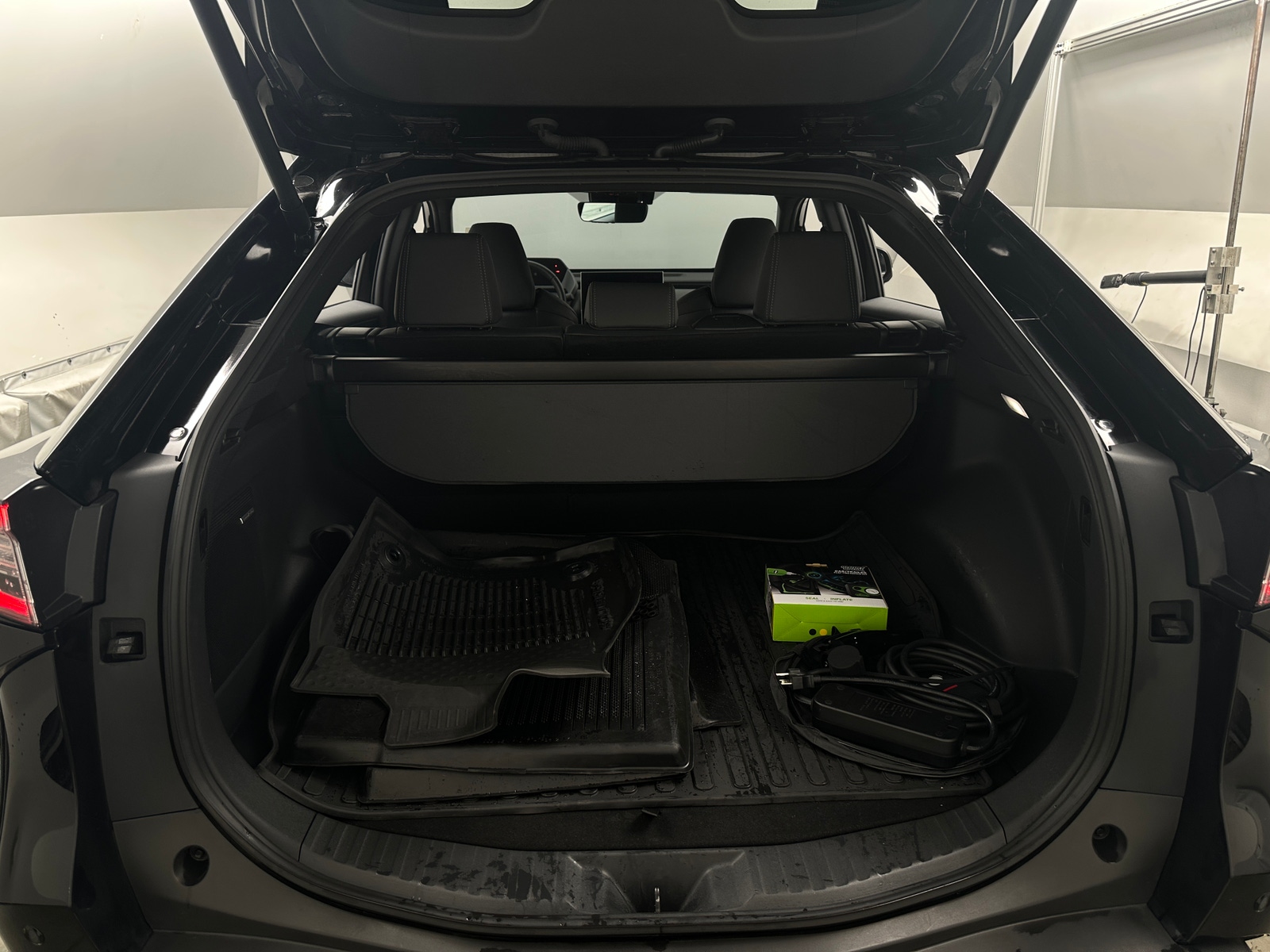 Thumbnail: 2023 Subaru Solterra - 7