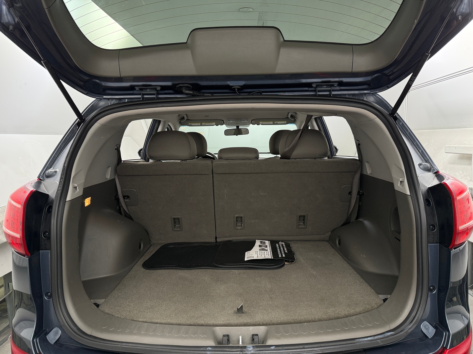 Thumbnail: 2013 Kia Sportage - 7