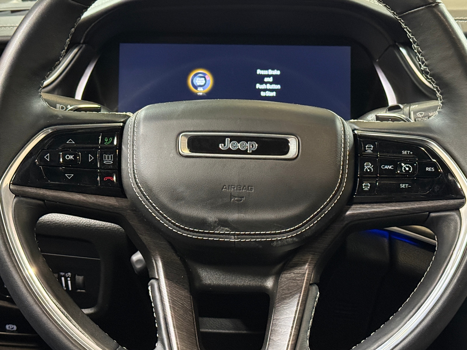 Thumbnail: 2022 Jeep Grand Cherokee - 4