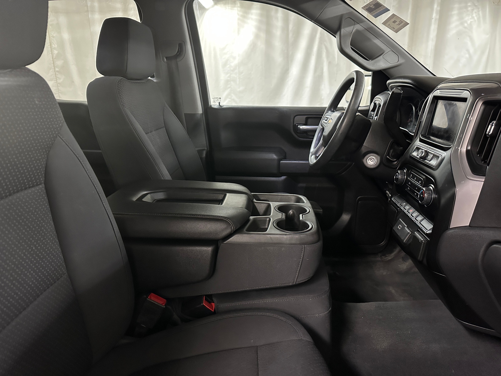 Thumbnail: 2020 Chevrolet Silverado 1500 - 2