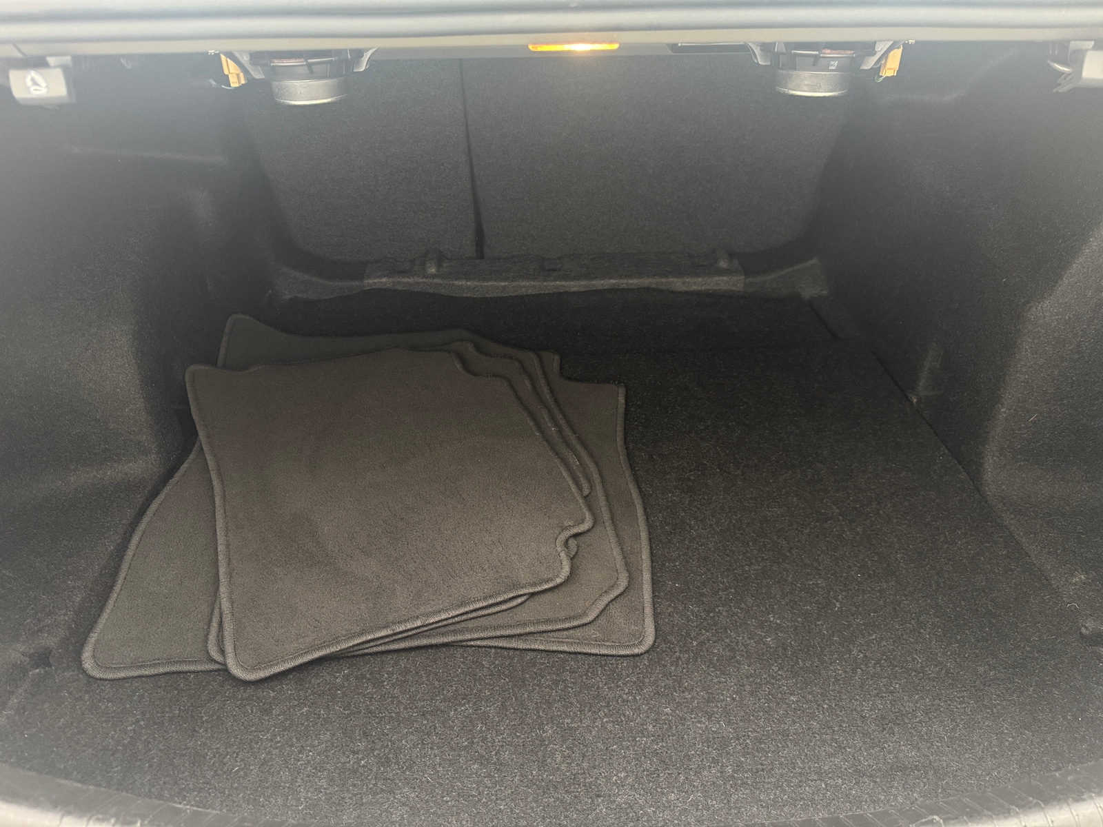 Thumbnail: 2024 Chevrolet Malibu - 6