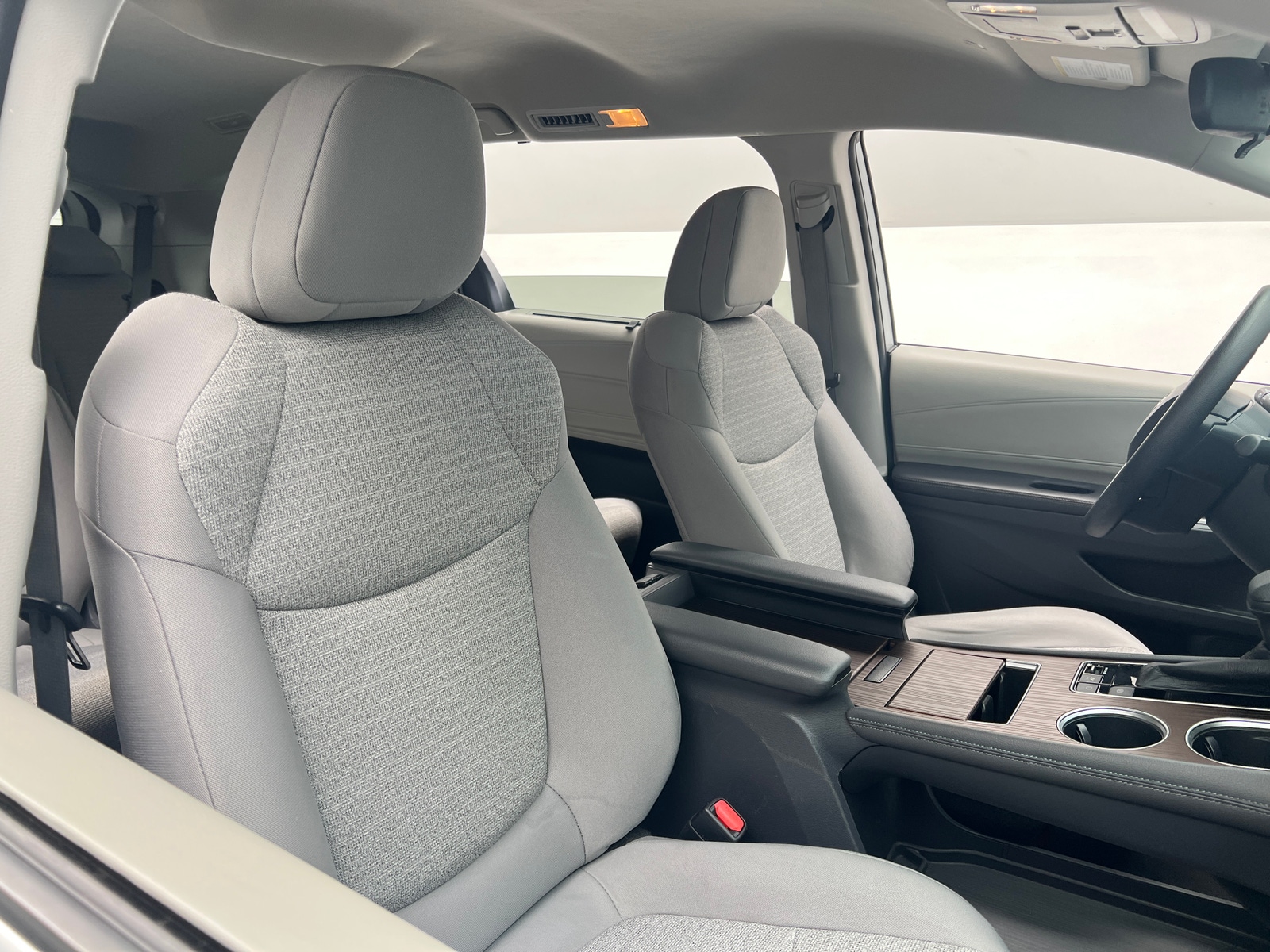 Thumbnail: 2021 Toyota Sienna - 2