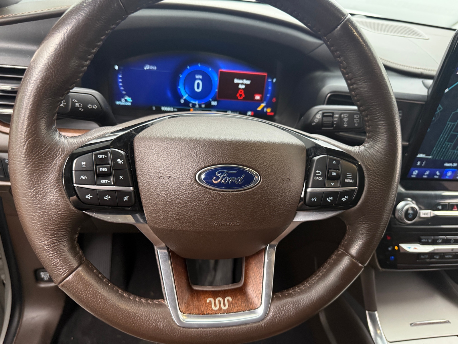 Thumbnail: 2022 Ford Explorer - 4