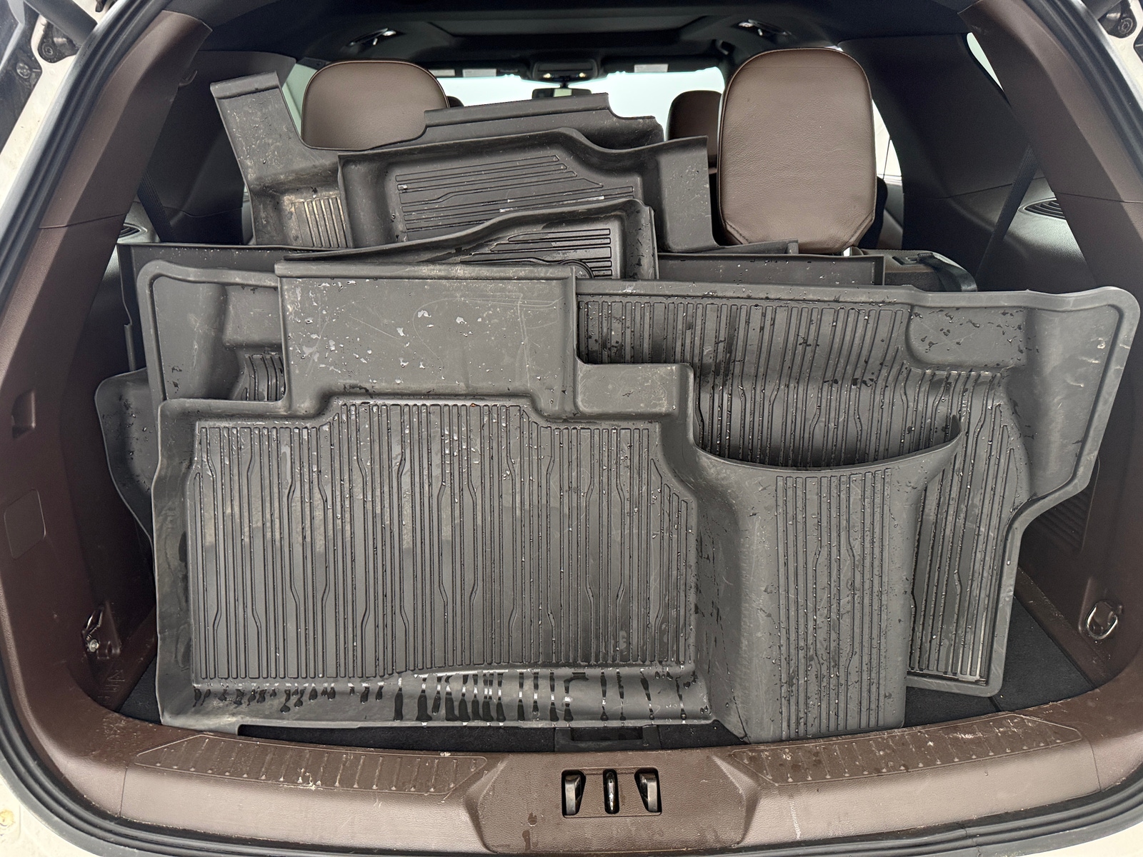 Thumbnail: 2022 Ford Explorer - 6