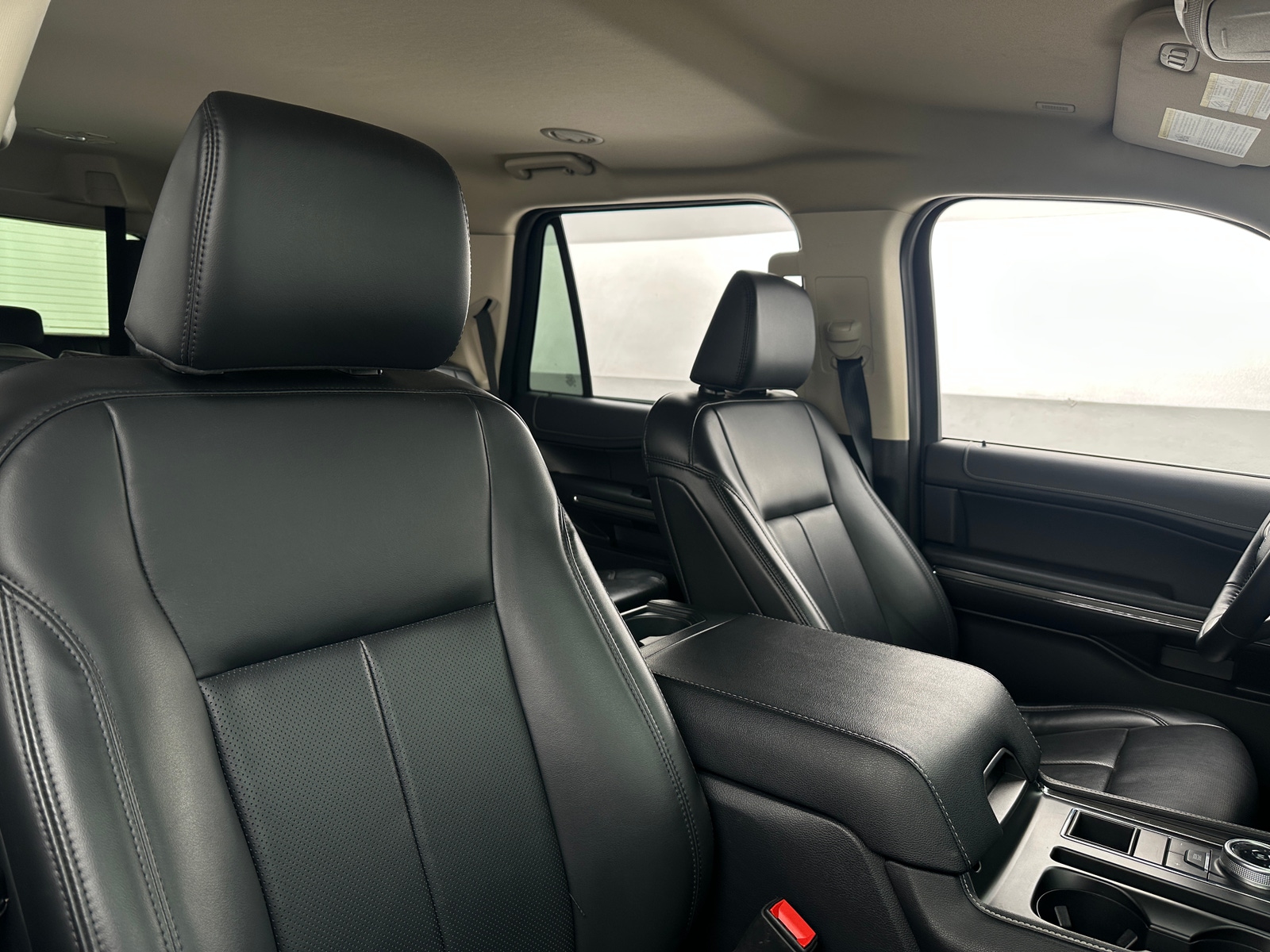 Thumbnail: 2022 Ford Expedition - 2