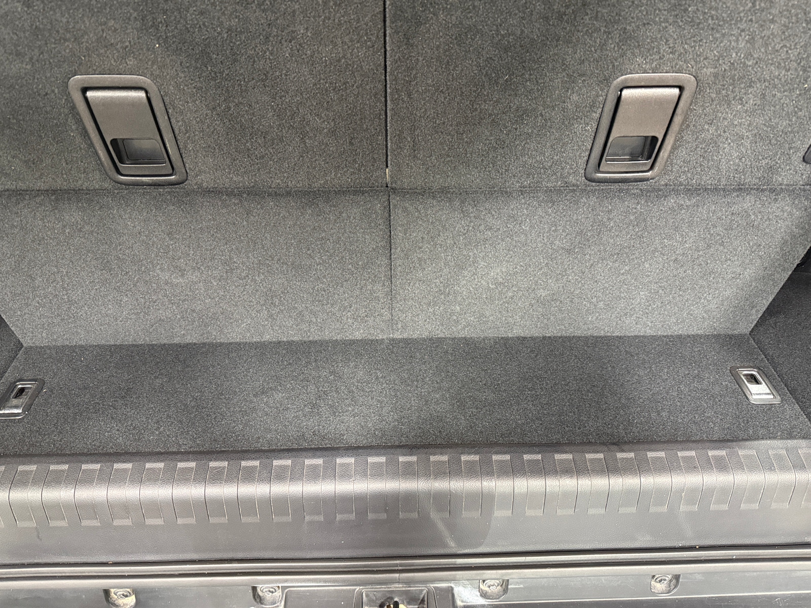 Thumbnail: 2010 Toyota 4Runner - 6