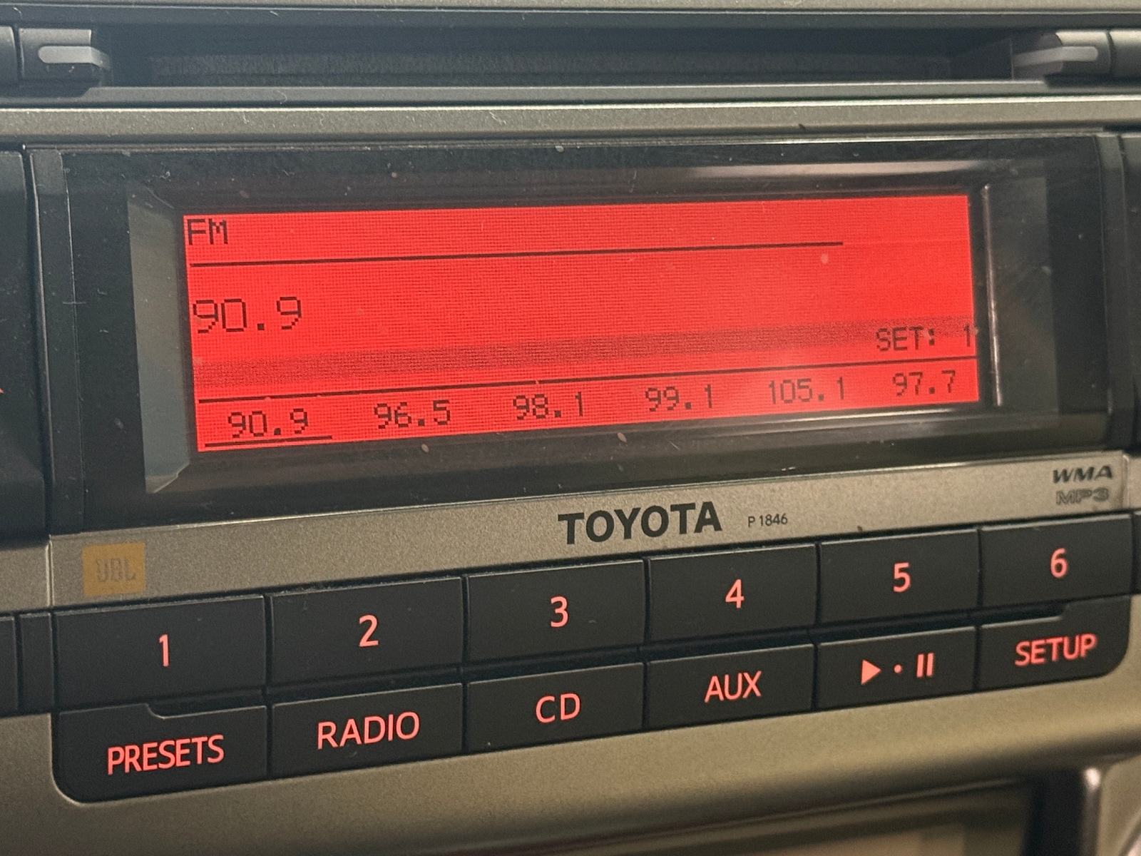 Thumbnail: 2010 Toyota 4Runner - 3