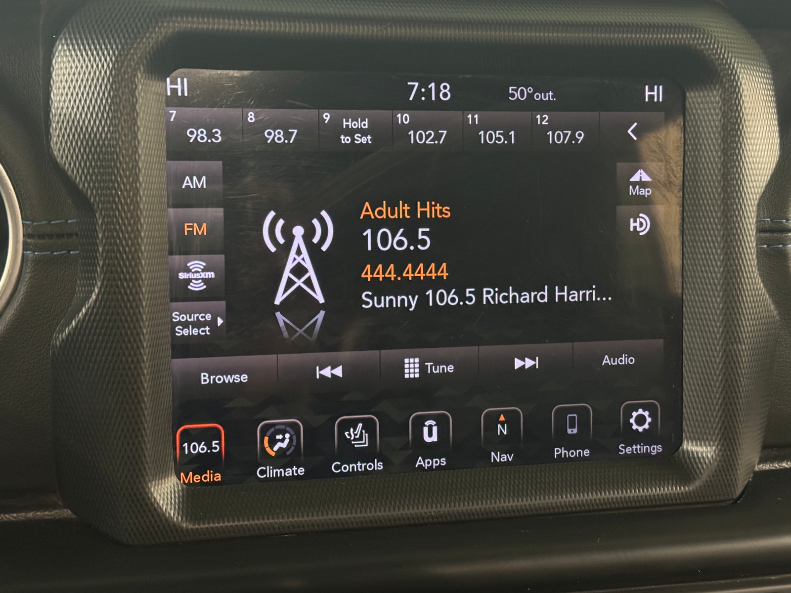 Thumbnail: 2021 Jeep Wrangler - 3