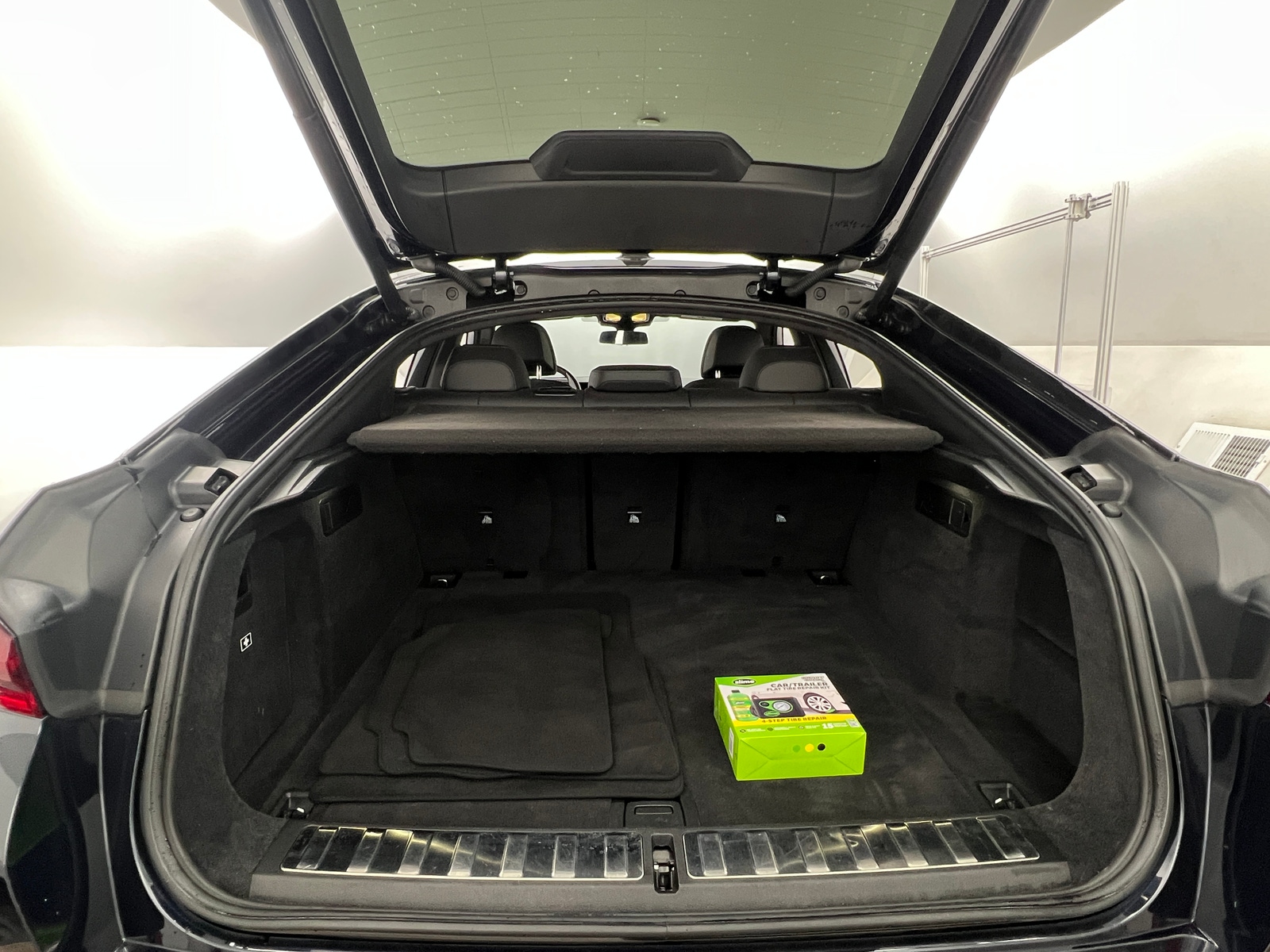 Thumbnail: 2024 BMW X6 - 6