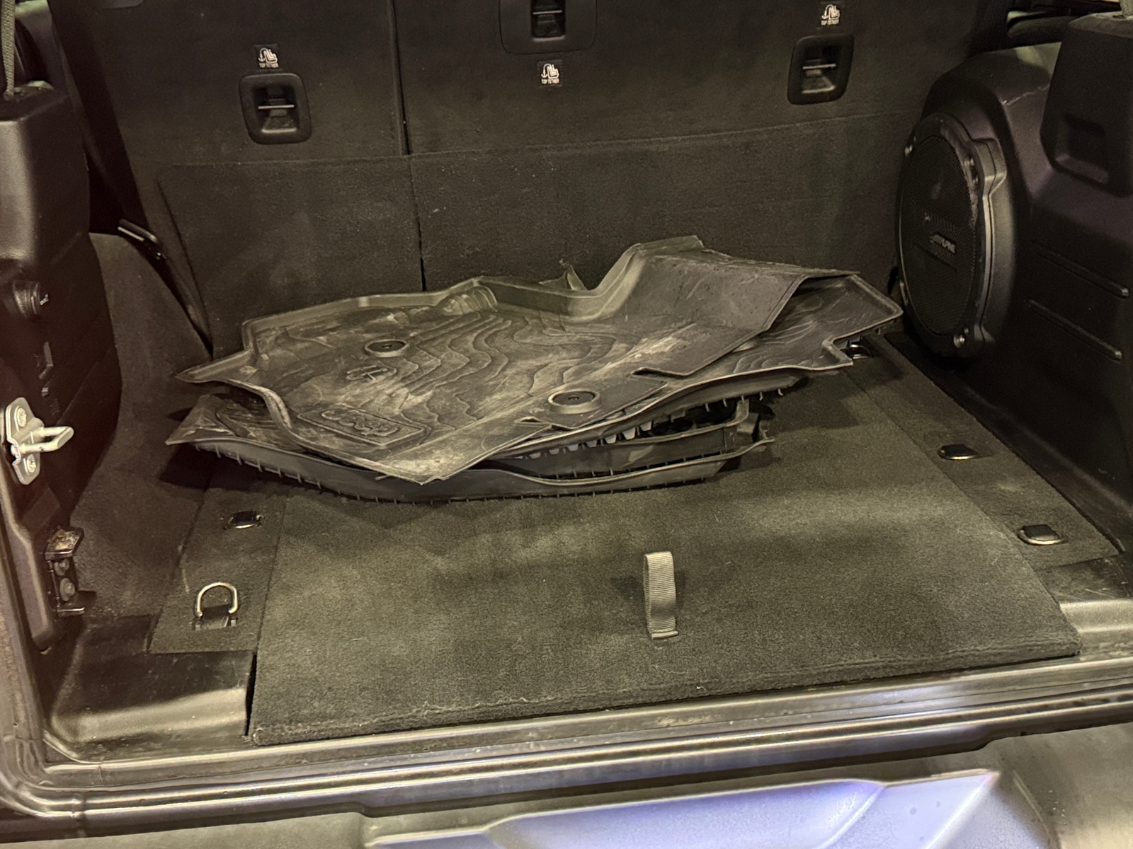 Thumbnail: 2019 Jeep Wrangler - 6