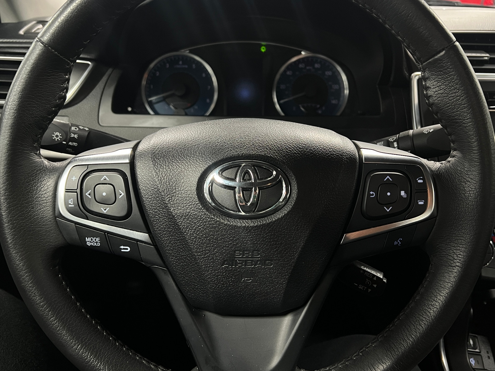 Thumbnail: 2017 Toyota Camry - 4