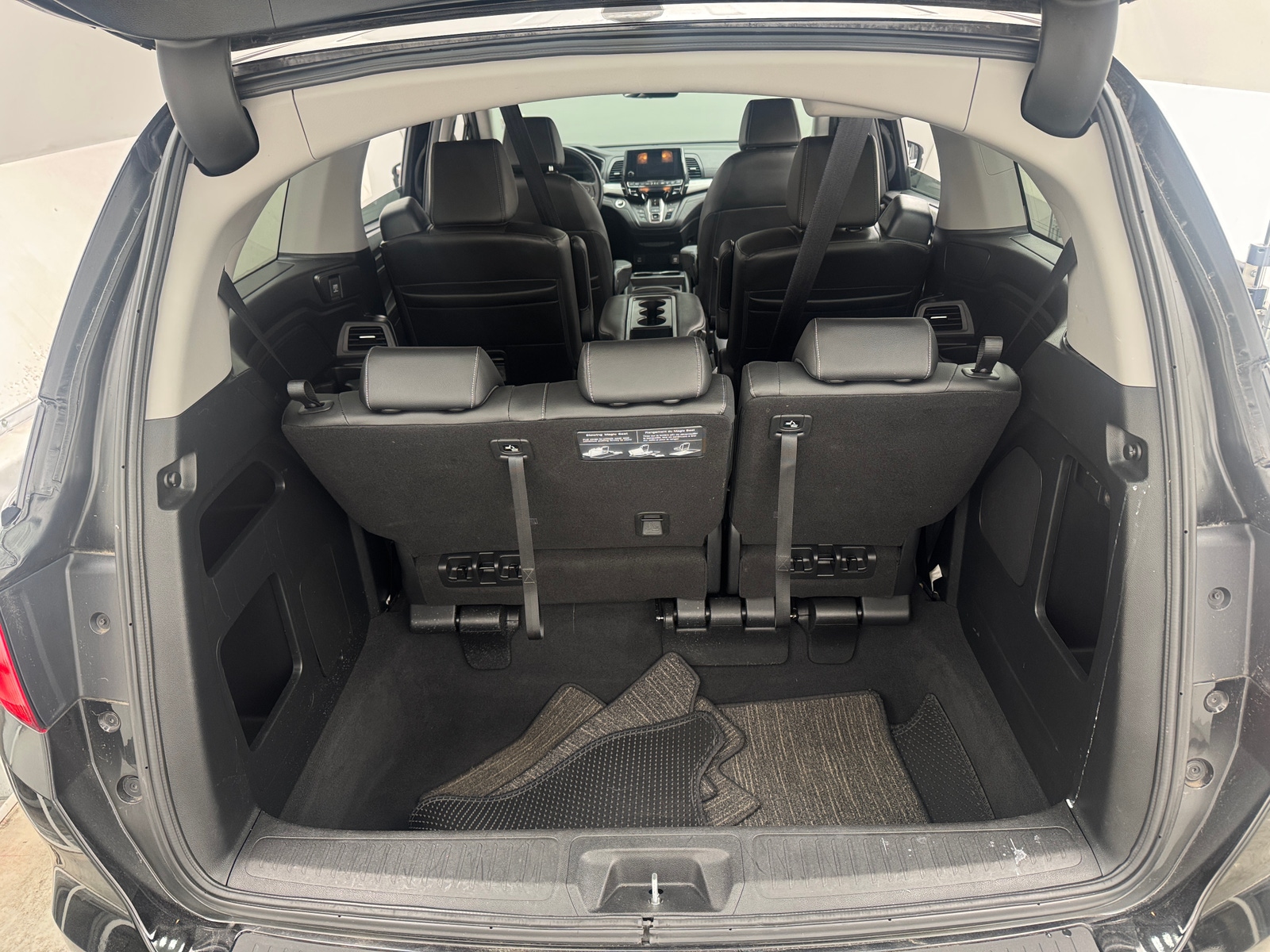 Thumbnail: 2022 Honda Odyssey - 6