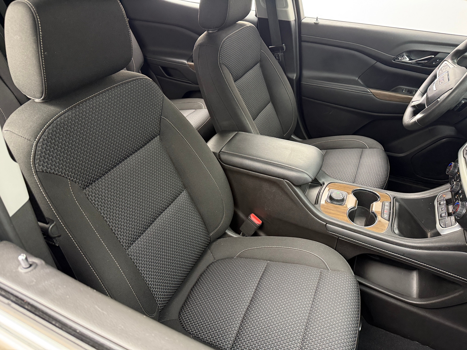 Thumbnail: 2023 GMC Acadia - 2