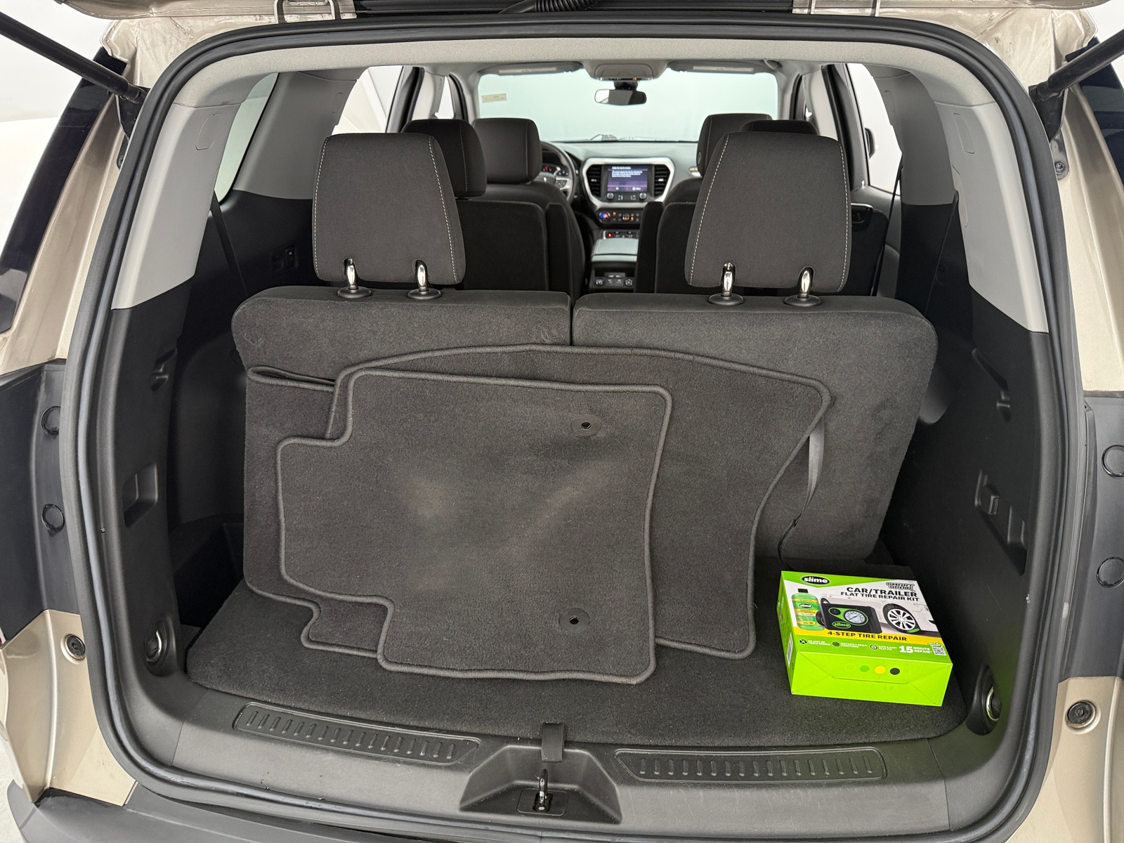 Thumbnail: 2023 GMC Acadia - 7