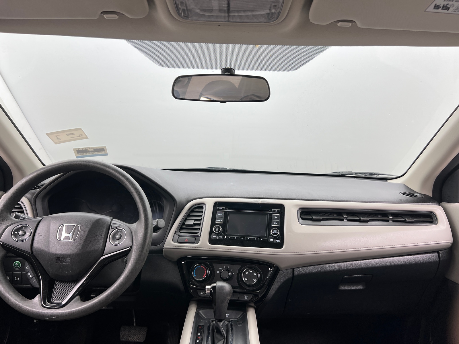 Thumbnail: 2016 Honda HR-V - 3