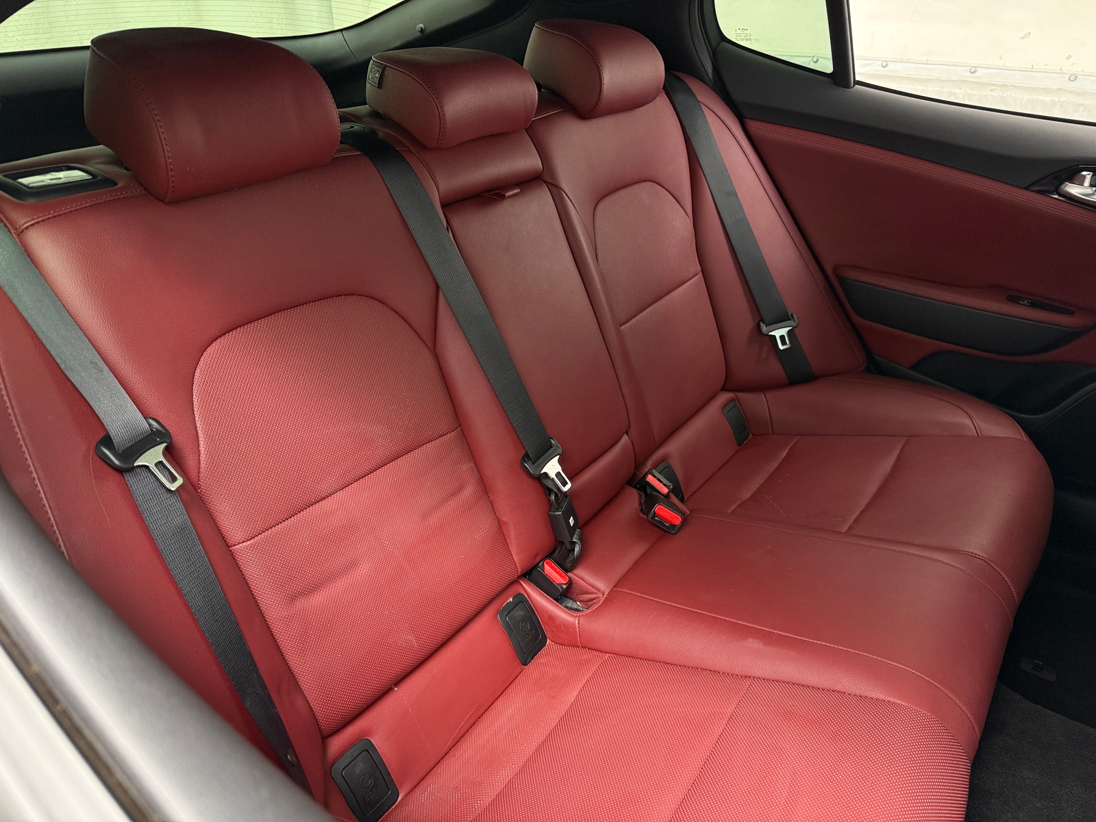 Thumbnail: 2022 Kia Stinger - 5