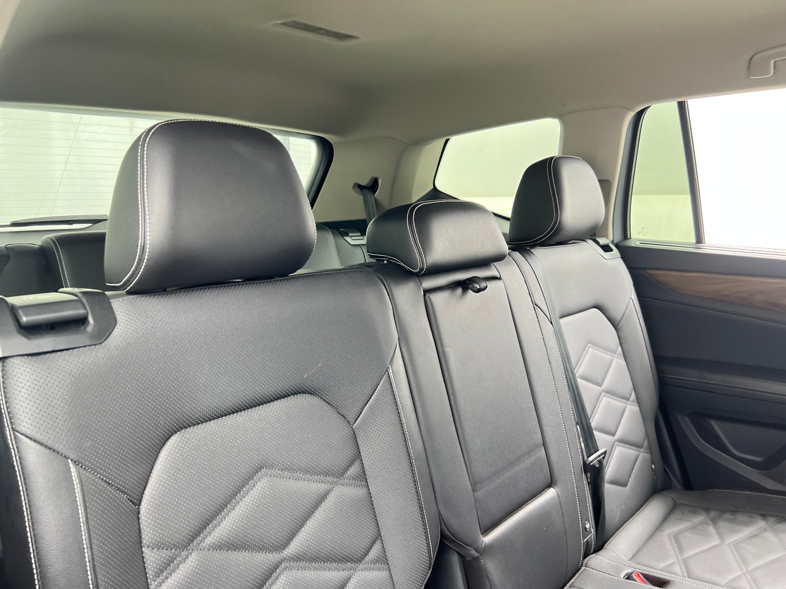 Thumbnail: 2025 Volkswagen Atlas - 5