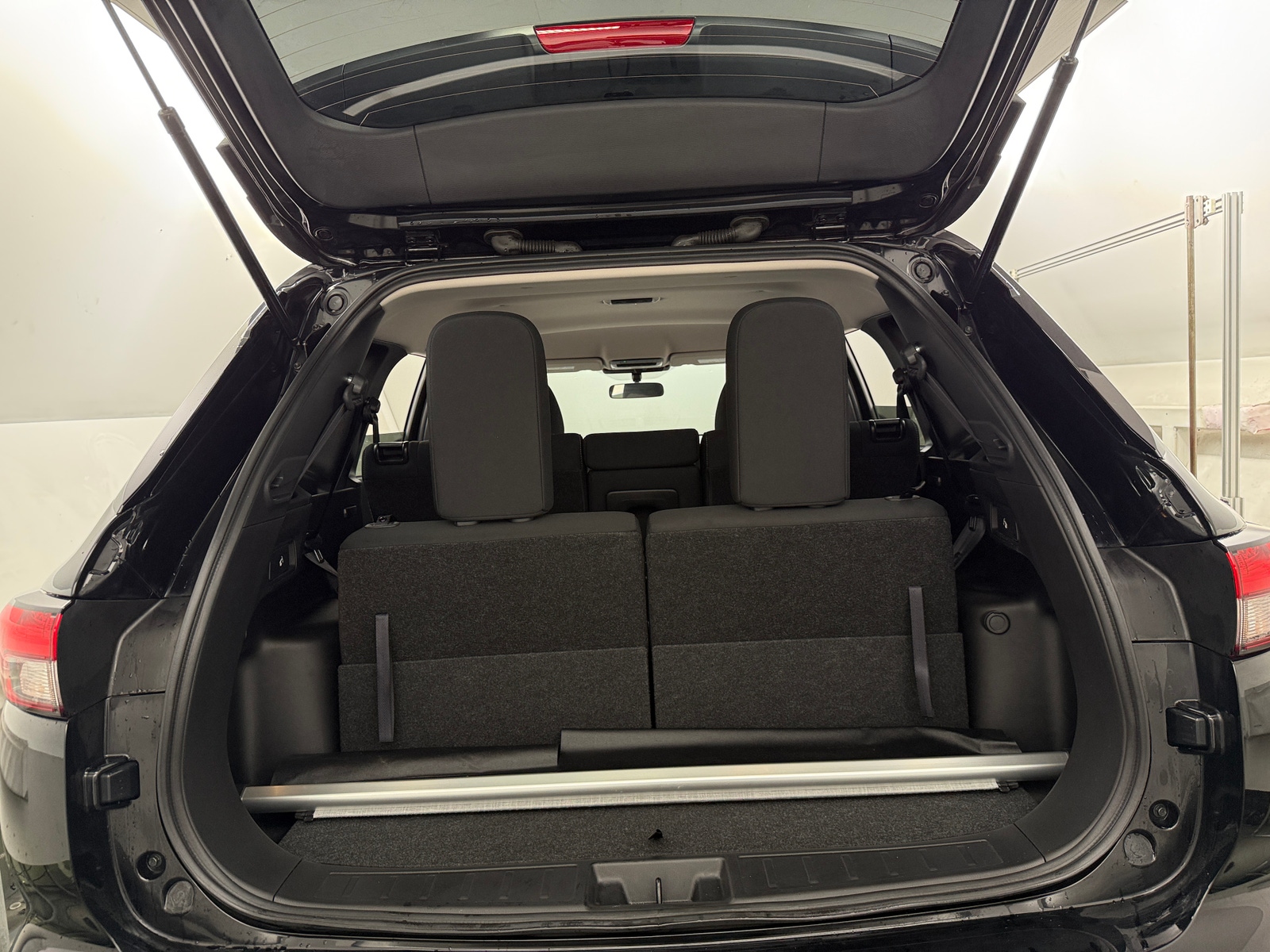 Thumbnail: 2024 Mitsubishi Outlander - 7