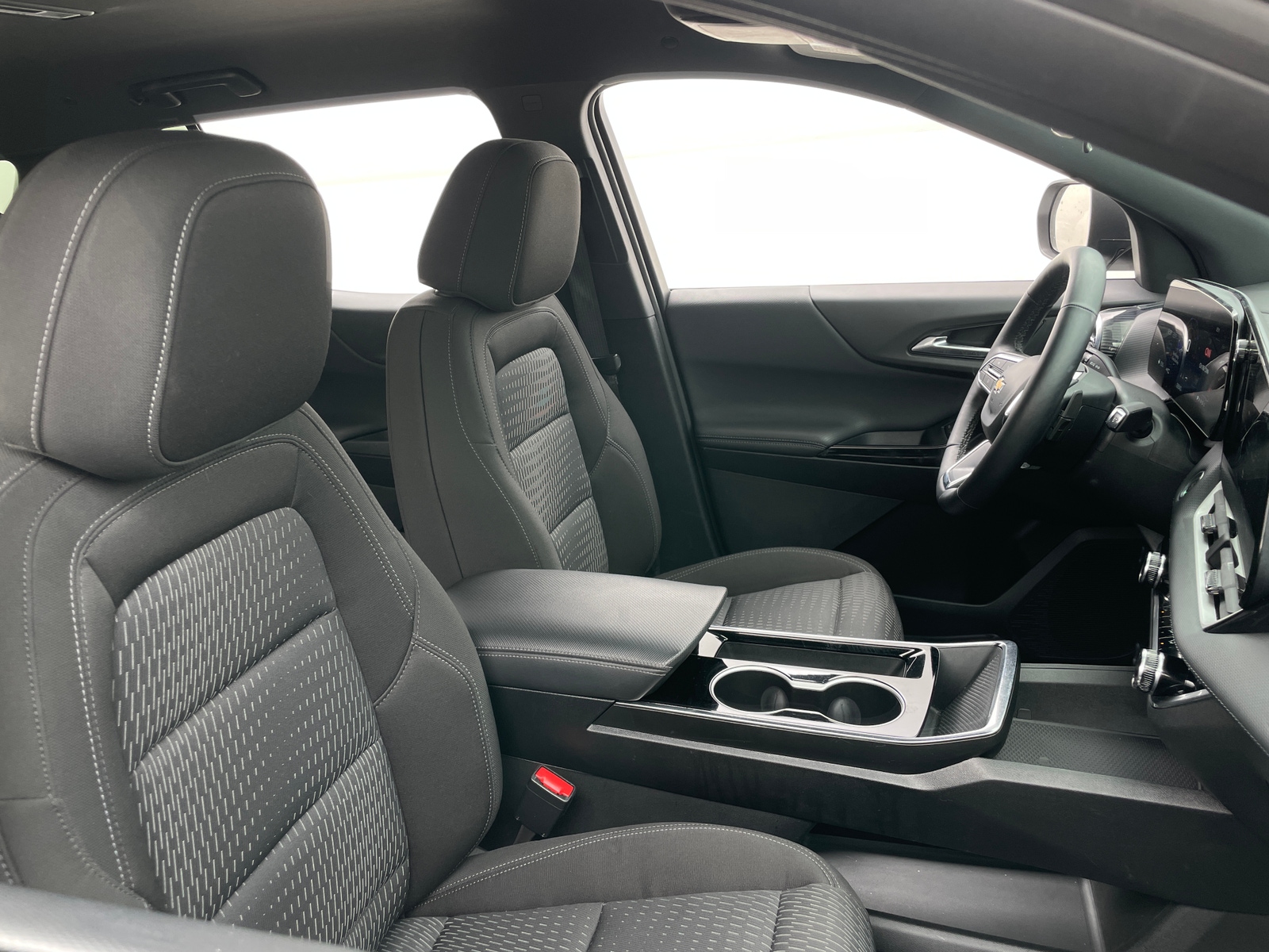 Thumbnail: 2025 Chevrolet Equinox - 2