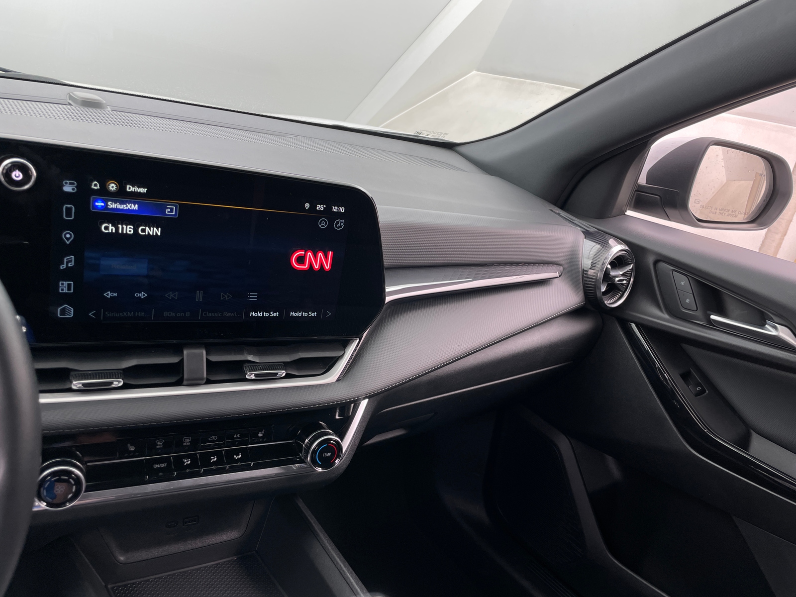 Thumbnail: 2025 Chevrolet Equinox - 4