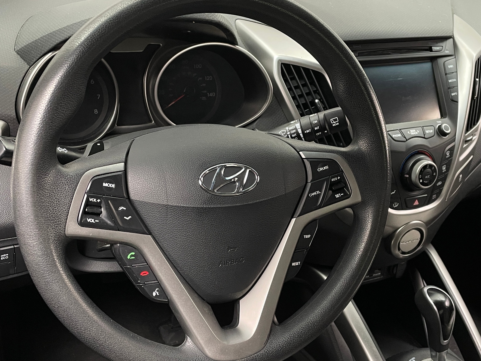 Thumbnail: 2013 Hyundai Veloster - 5