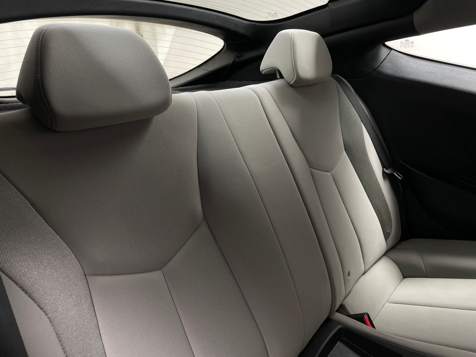 Thumbnail: 2013 Hyundai Veloster - 6