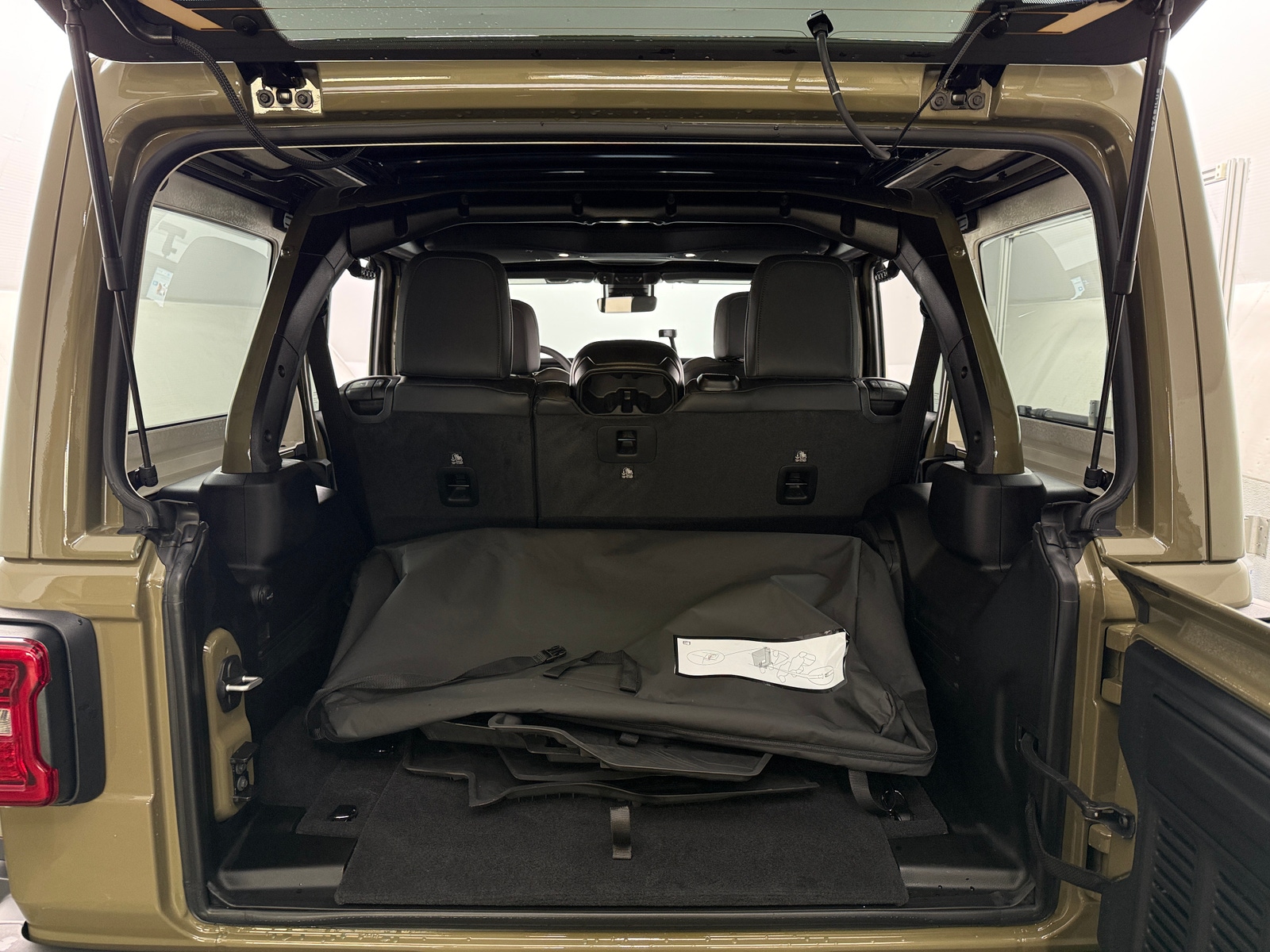 Thumbnail: 2025 Jeep Wrangler - 6