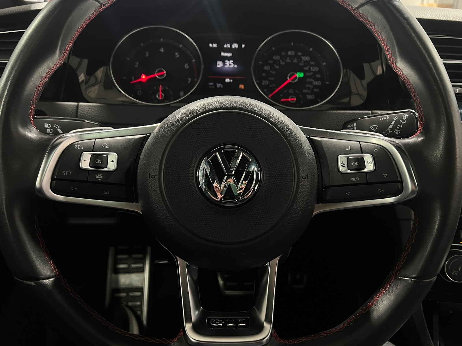 Thumbnail: 2019 Volkswagen Golf - 4