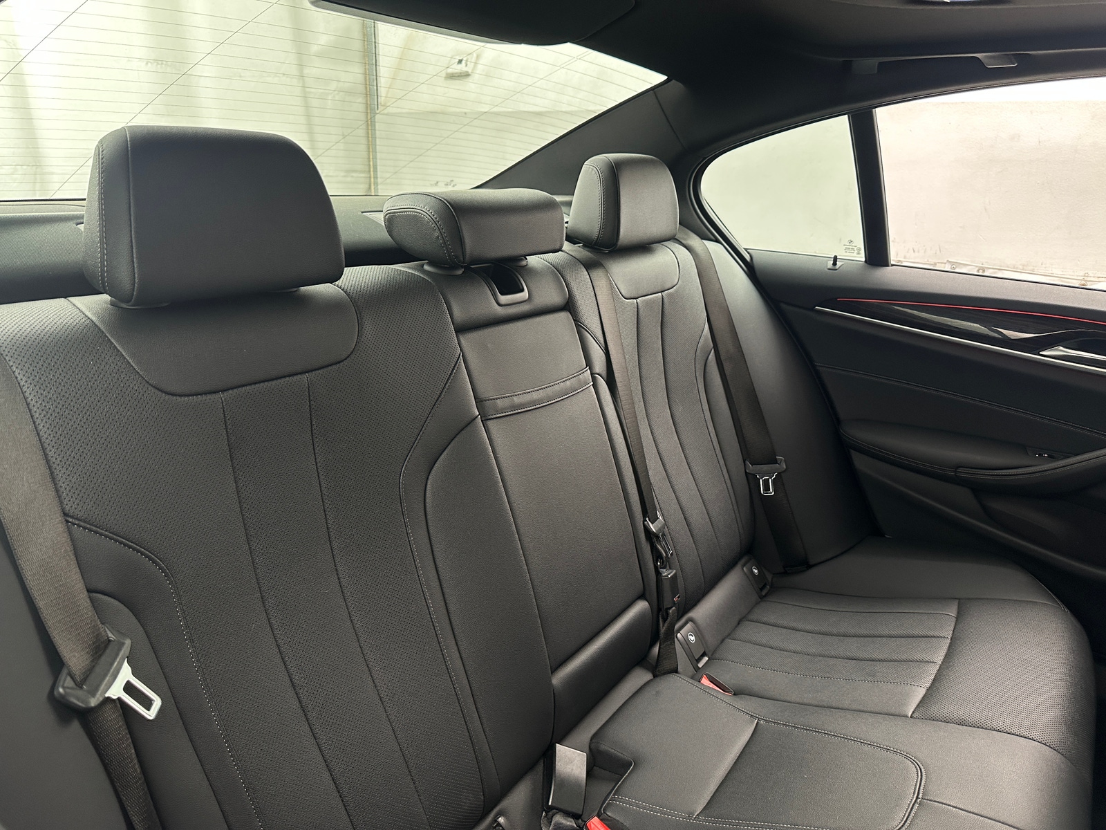 Thumbnail: 2021 BMW 5 Series - 5