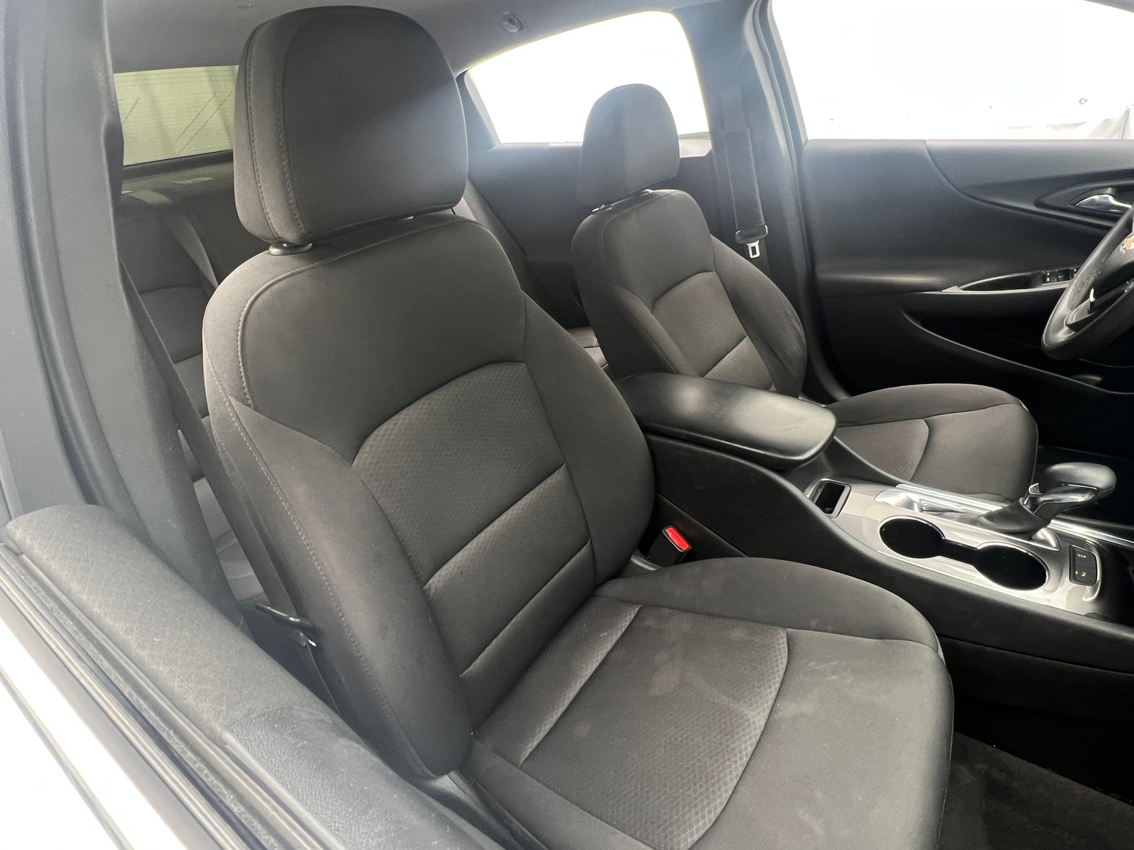 Thumbnail: 2021 Chevrolet Malibu - 2