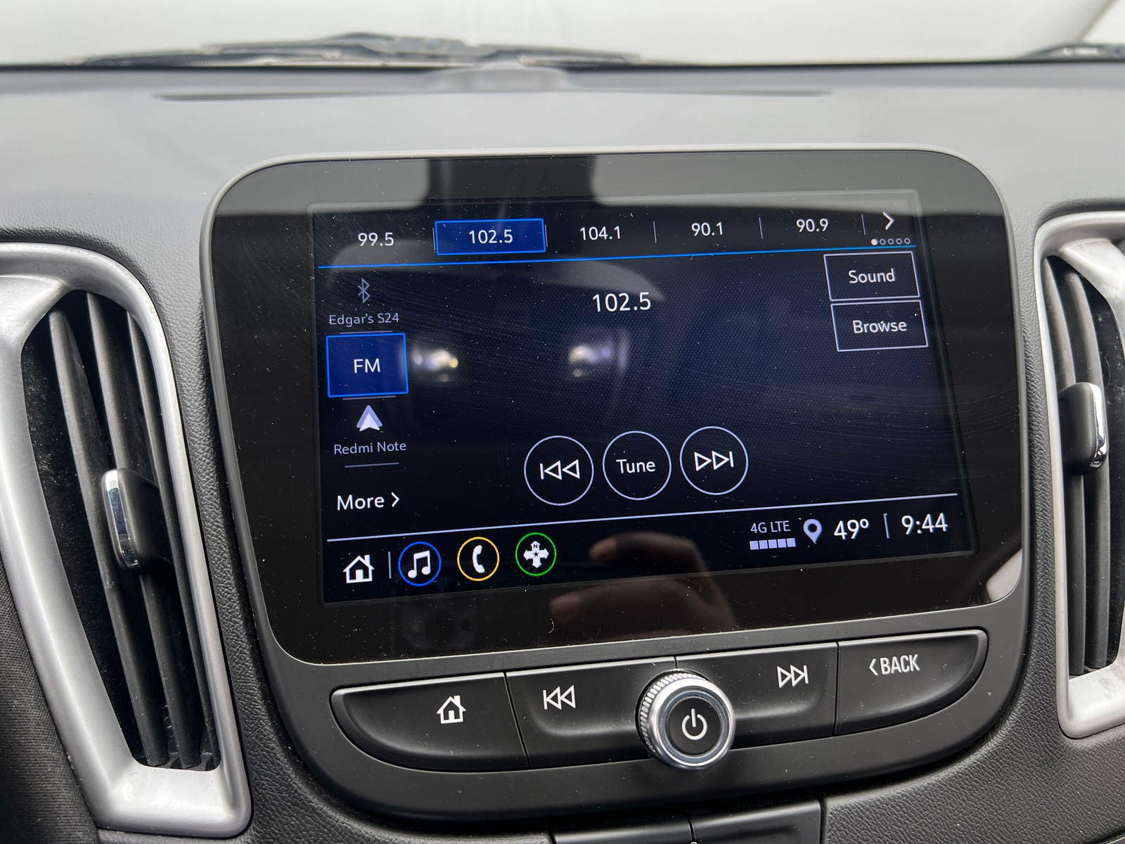 Thumbnail: 2021 Chevrolet Malibu - 4