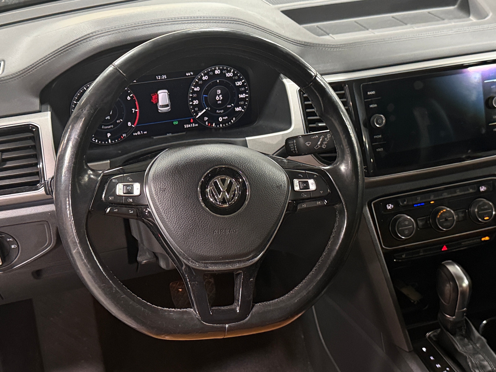 Thumbnail: 2018 Volkswagen Atlas - 4