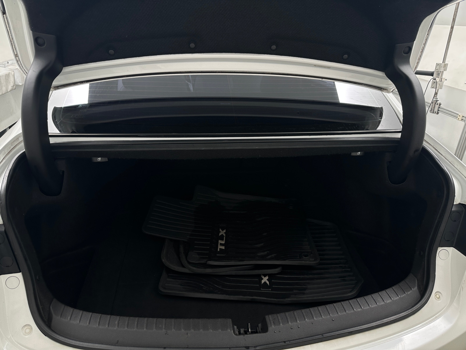 Thumbnail: 2015 Acura TLX - 6