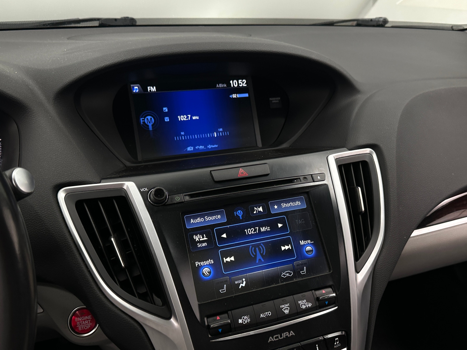 Thumbnail: 2015 Acura TLX - 3