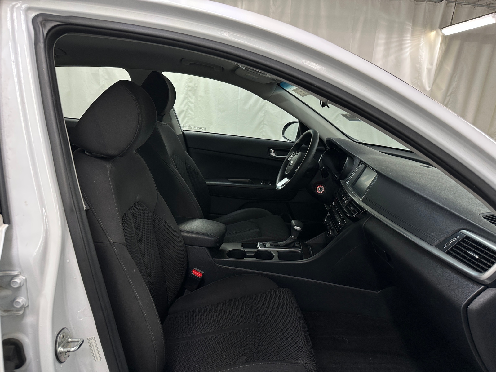 Thumbnail: 2019 Kia Optima - 2