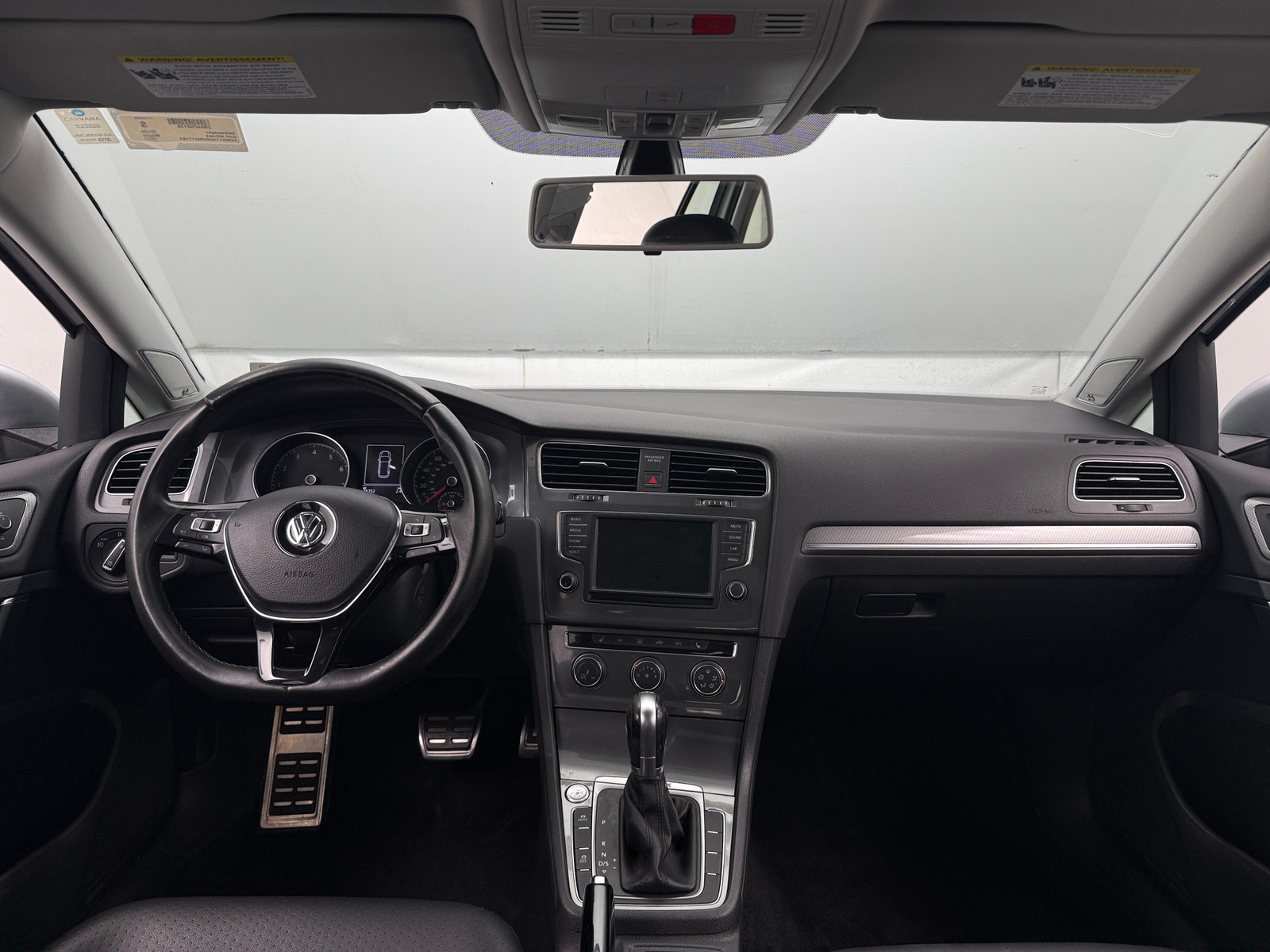 Thumbnail: 2017 Volkswagen Golf - 2