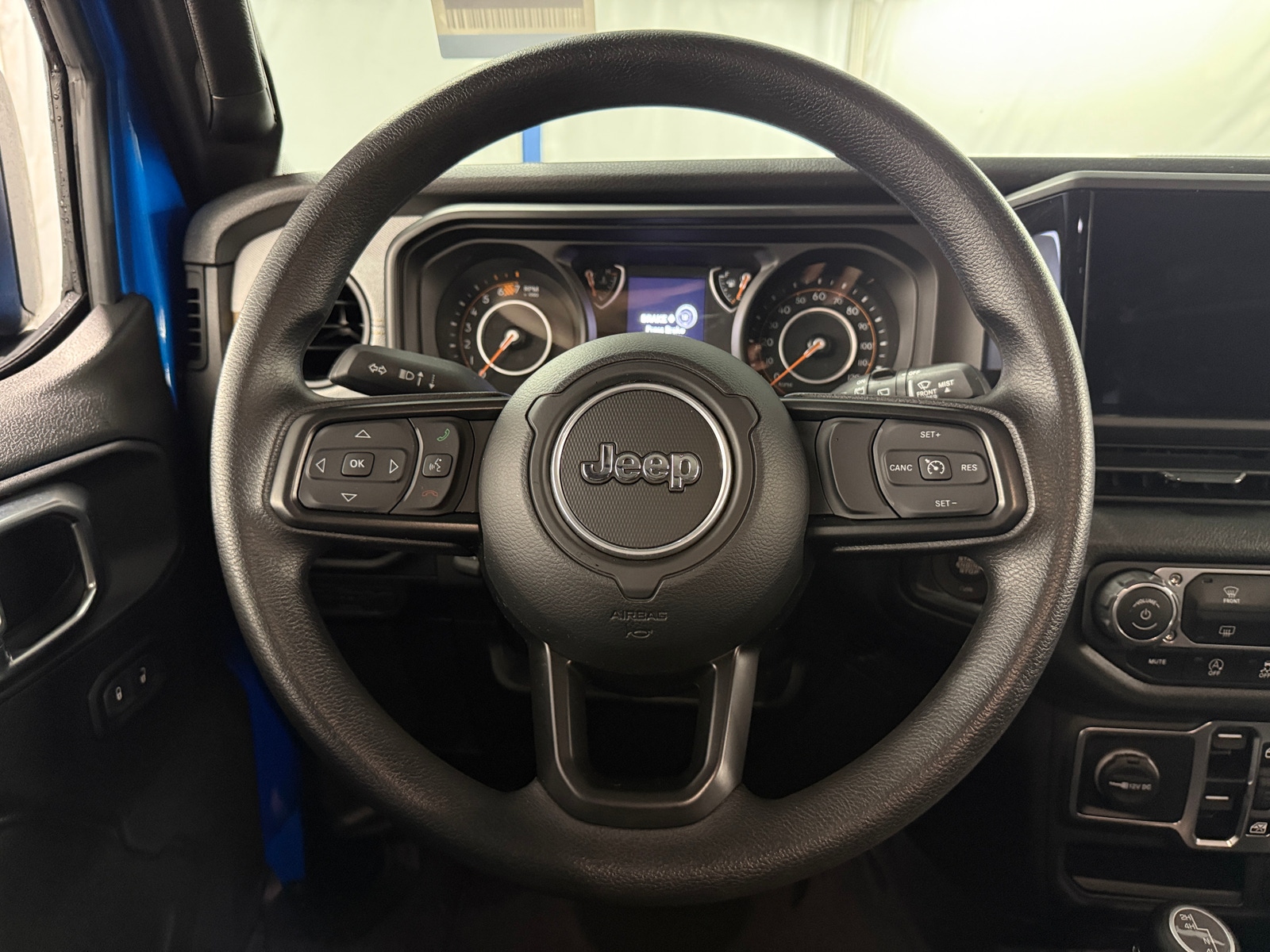 Thumbnail: 2025 Jeep Wrangler - 5