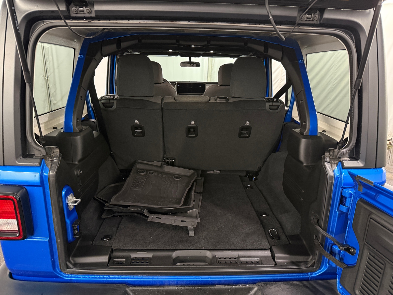 Thumbnail: 2025 Jeep Wrangler - 7