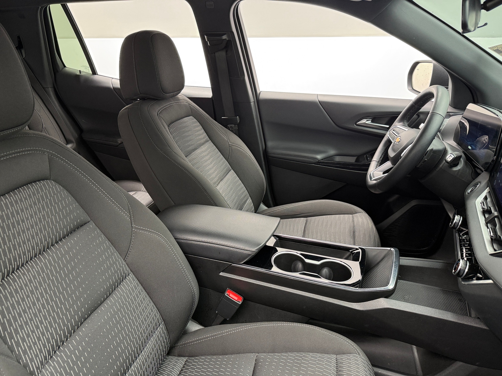 Thumbnail: 2025 Chevrolet Equinox - 2