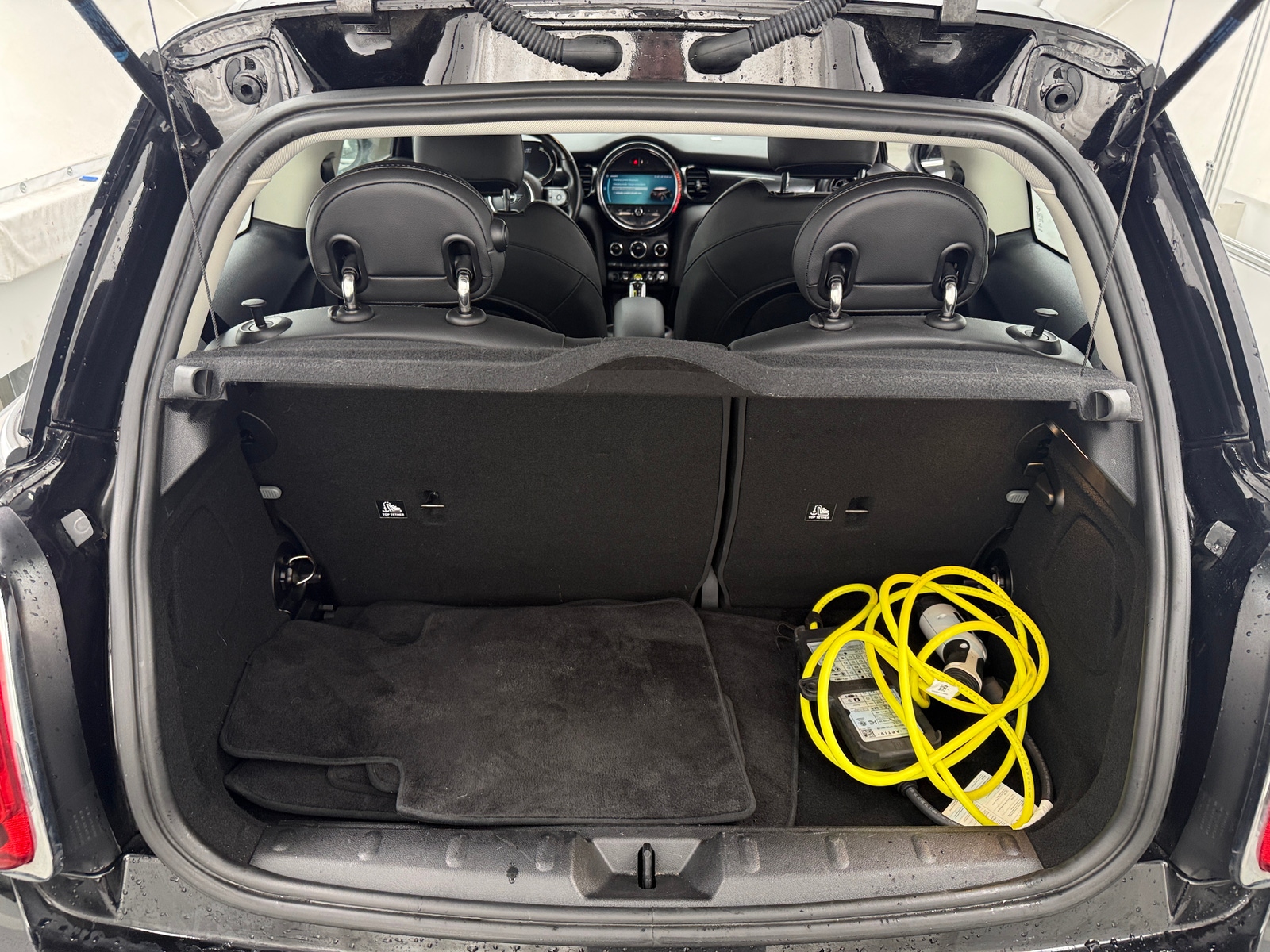 Thumbnail: 2022 MINI Cooper Hardtop - 6