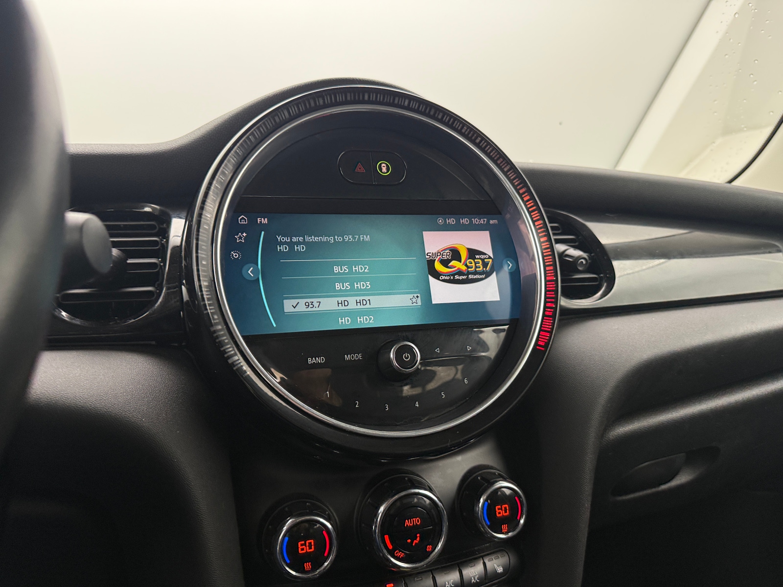 Thumbnail: 2022 MINI Cooper Hardtop - 3