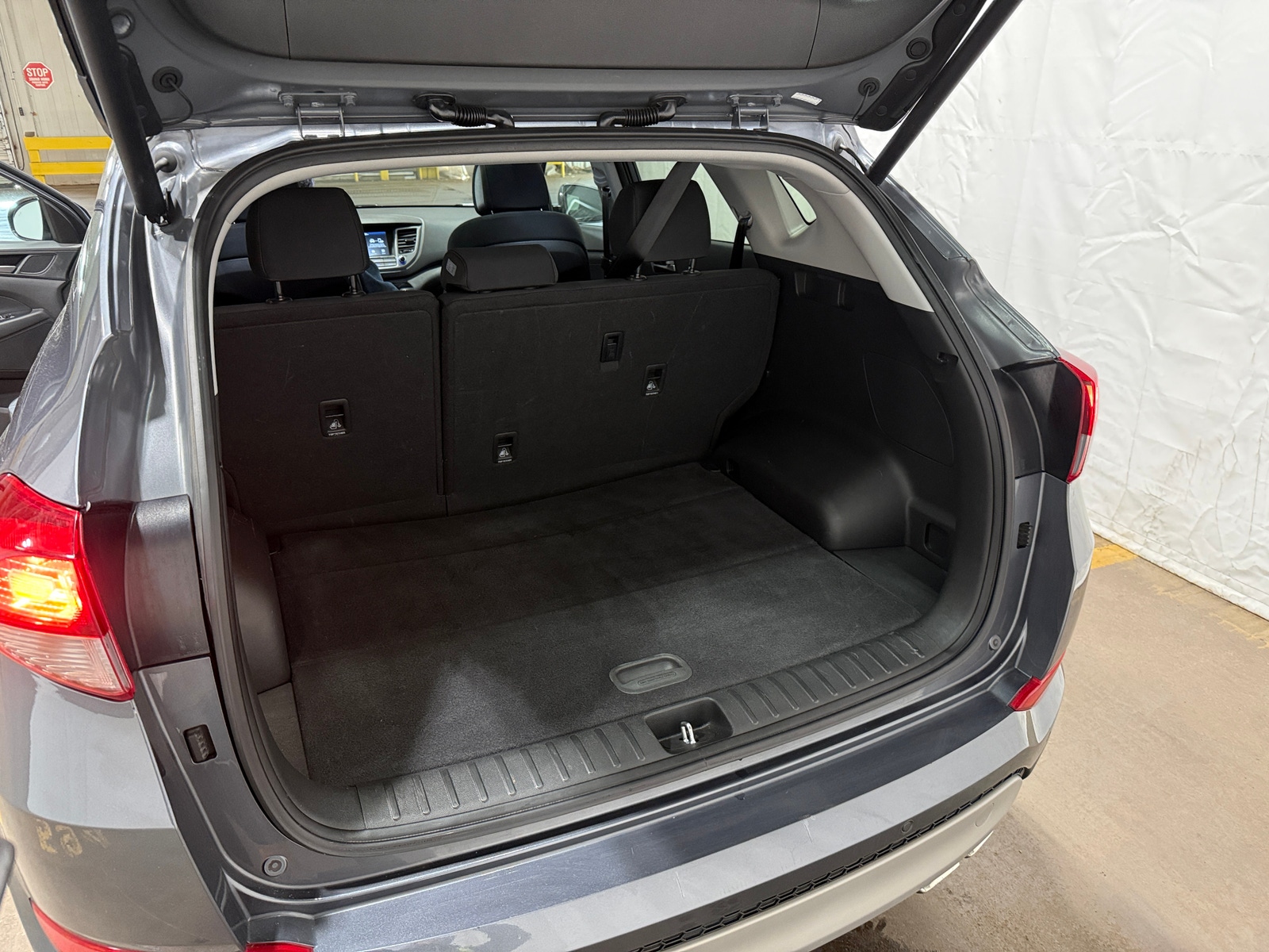 Thumbnail: 2018 Hyundai Tucson - 7