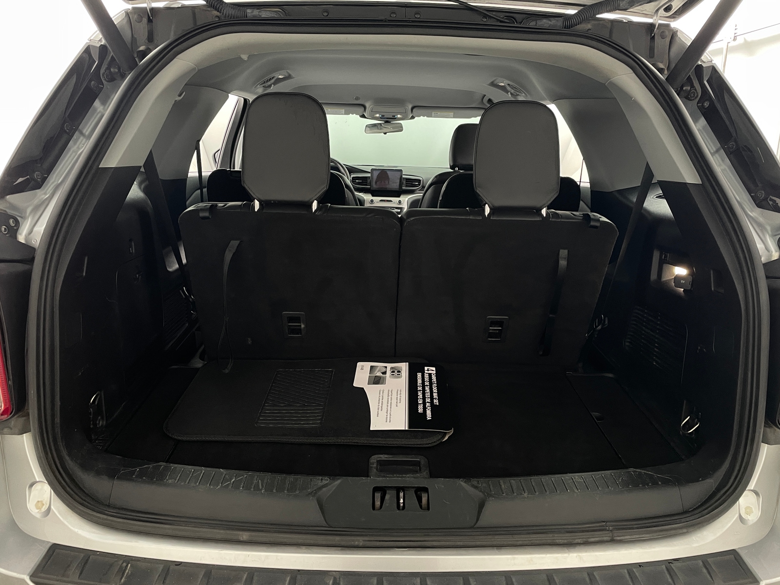 Thumbnail: 2020 Ford Explorer - 6