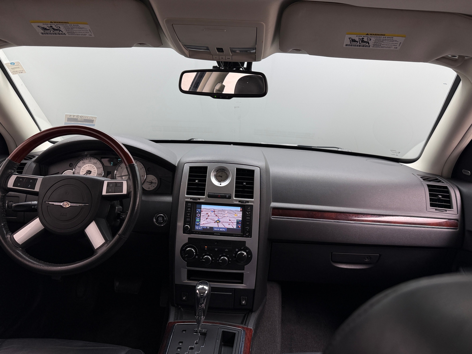 Thumbnail: 2010 Chrysler 300 - 2