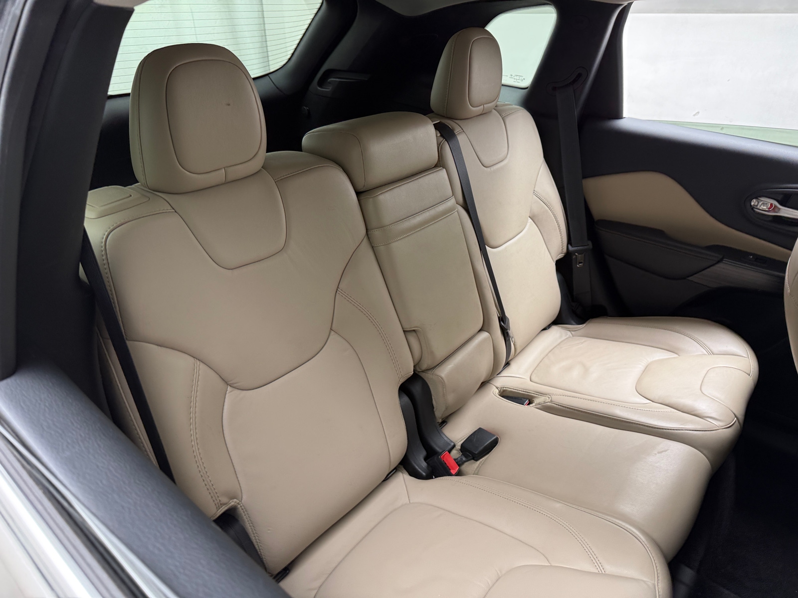 Thumbnail: 2016 Jeep Cherokee - 5