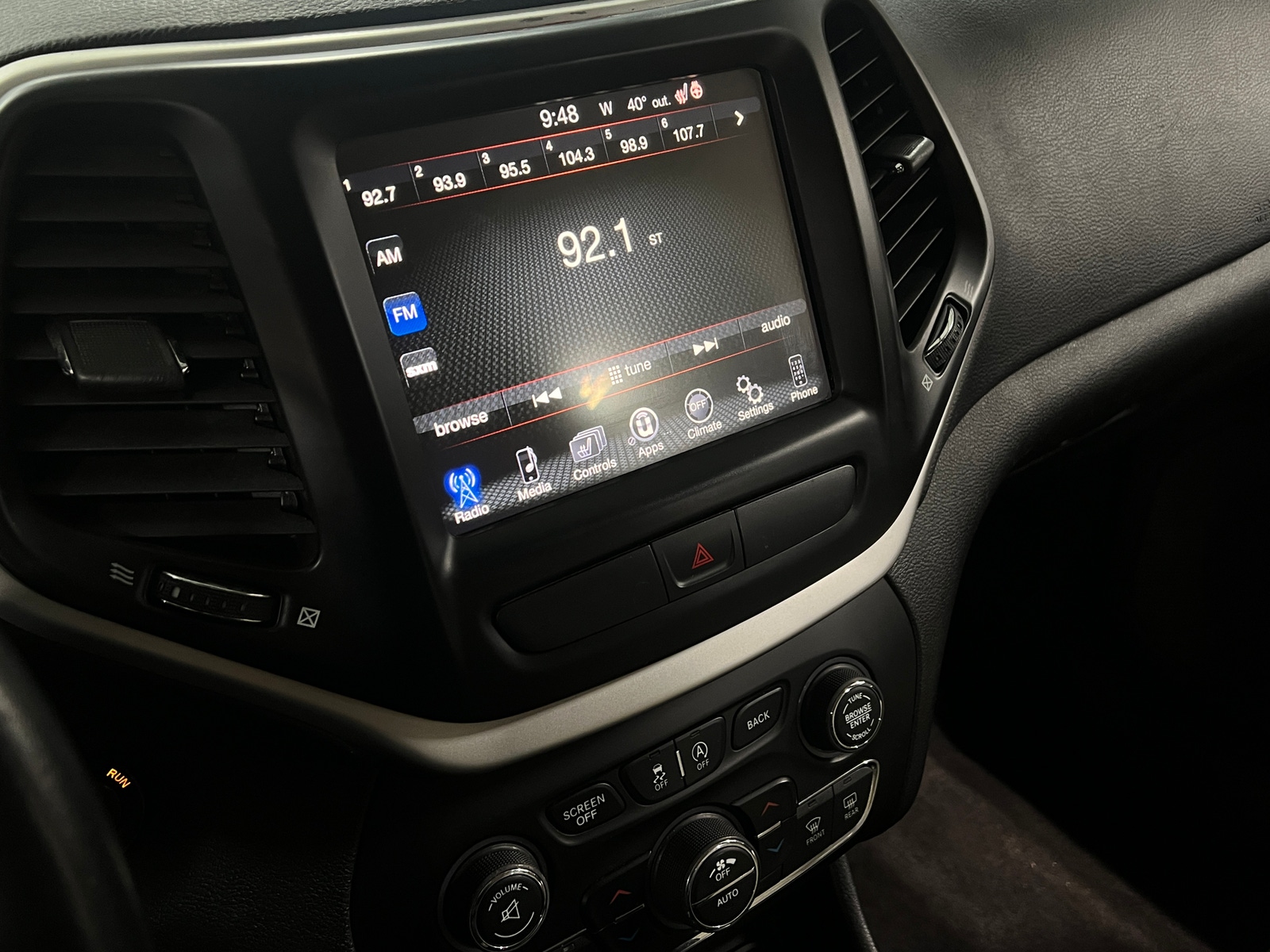 Thumbnail: 2016 Jeep Cherokee - 3