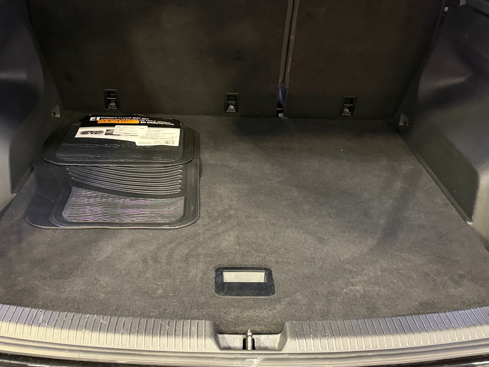 Thumbnail: 2024 Volkswagen Atlas - 6